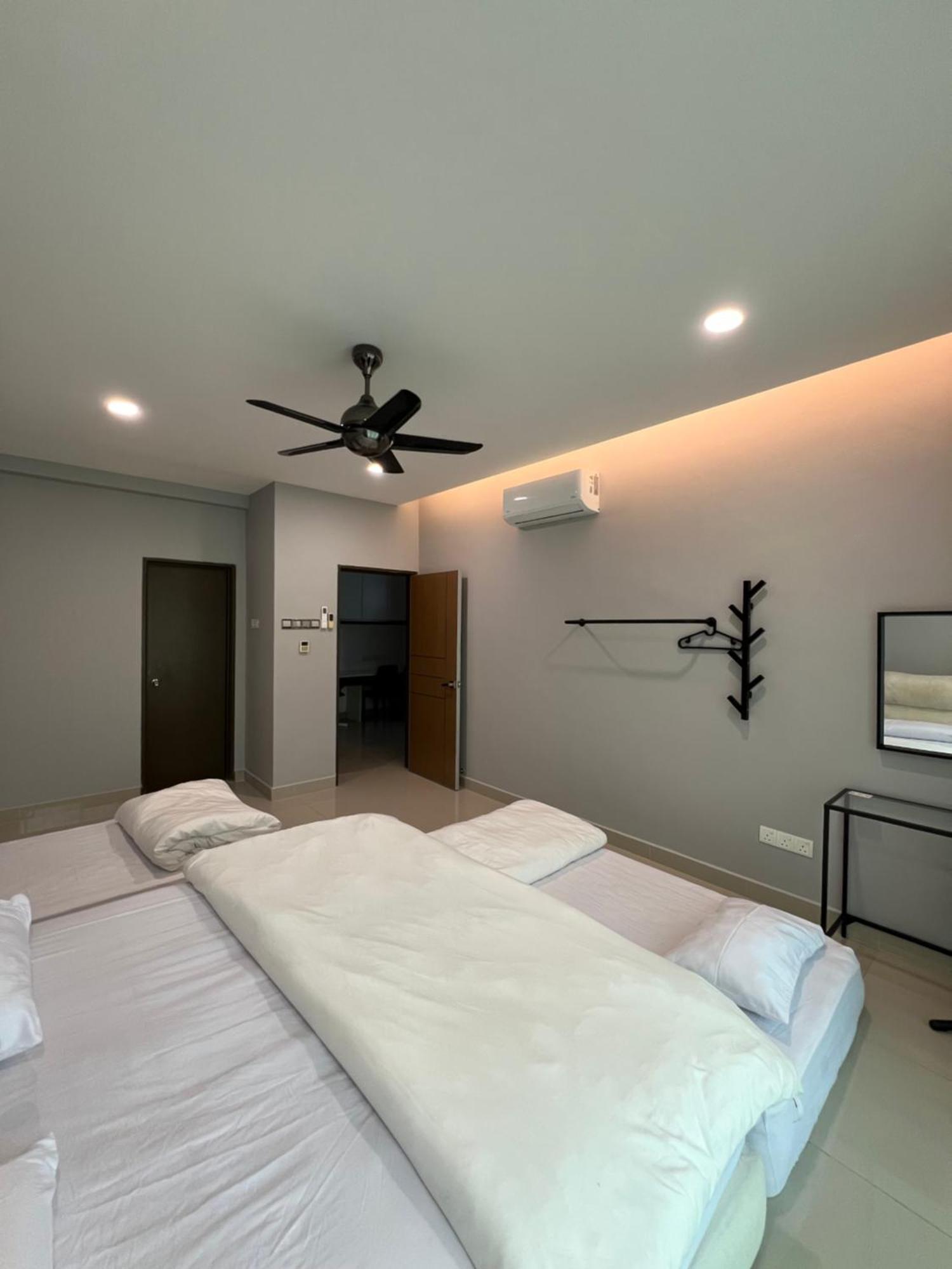 Lake-View House With Natural Vibes Puchong Exterior foto