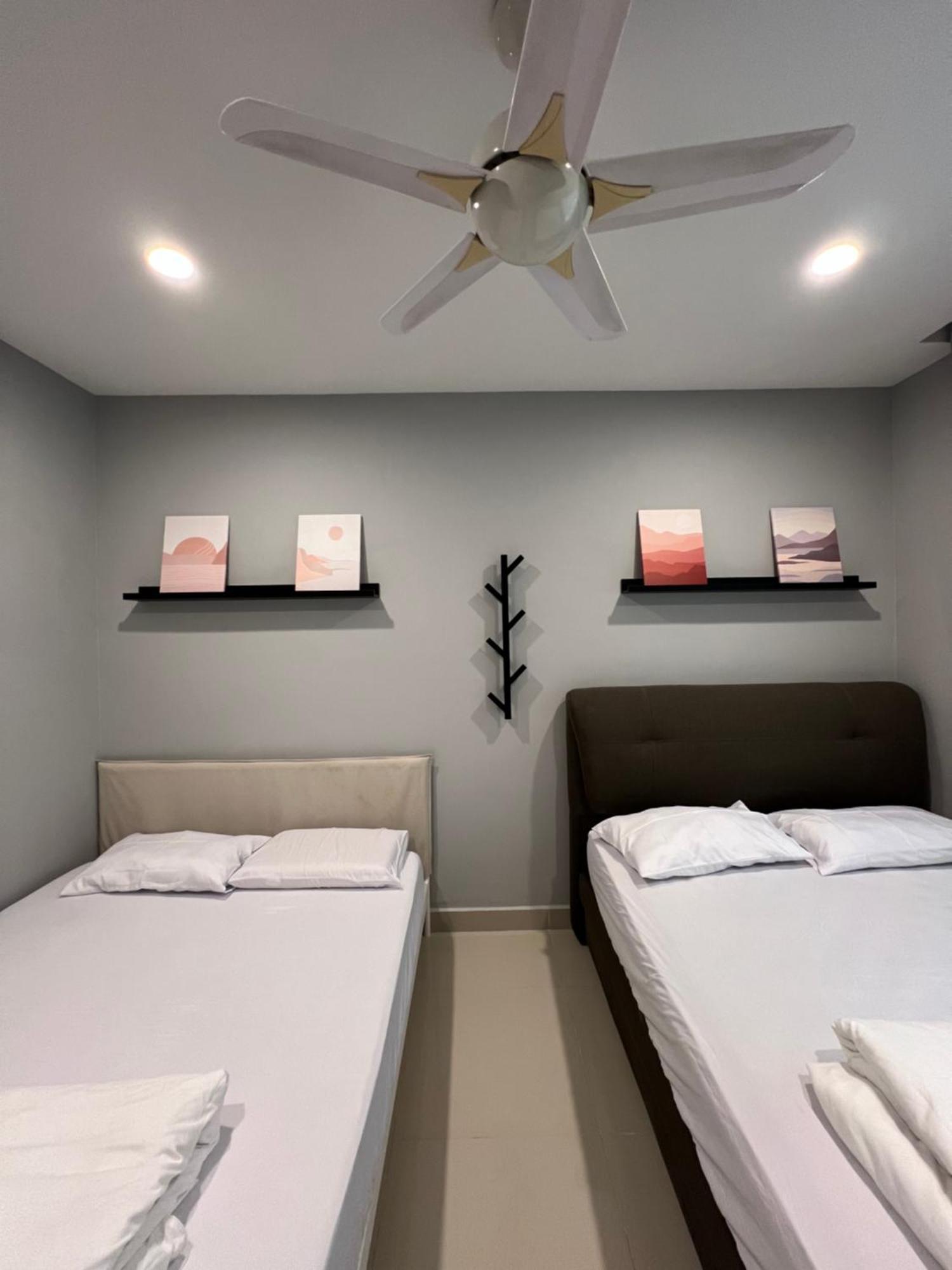 Lake-View House With Natural Vibes Puchong Exterior foto